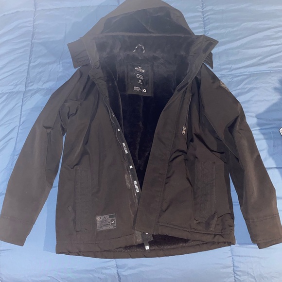 Fur winter jacket Hollister - Picture 1 of 3